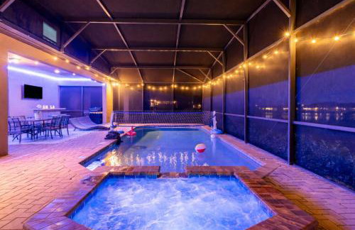 Luxury 8BR Villa with Pool, Spa, Theater & Game Room near Disney - Foto 24