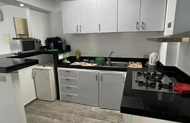 Inviting 1-bed Apartment in Ksar Sghir - Photo 4