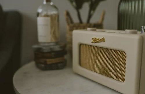 Water Cabin With Water Sports Equipment and Bikes, Bath - Foto 15
