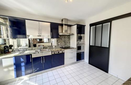 Appartement rénové avec ascenseur - Proche plage et centre-ville - FR-1-361-506 - Foto 16