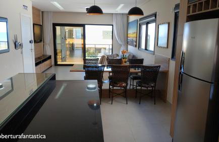 Cobertura fantástica apenas 70 metros da praia - Foto 13