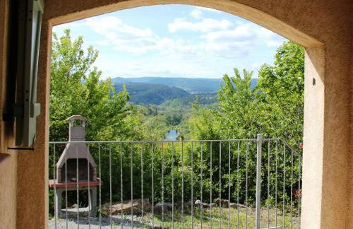Peaceful Holiday Home in Les Vans, Ardeche With Pool - Foto 48