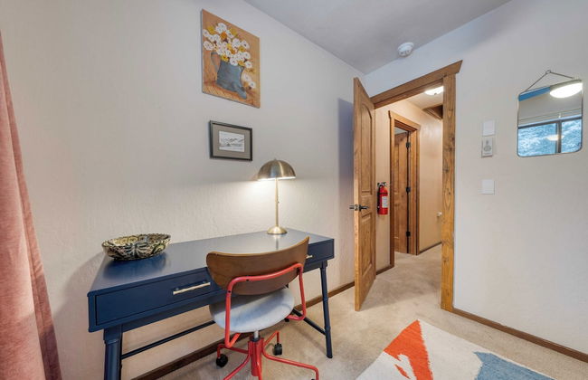 Private Deck, Fireplace, and Ski Access Near Northstar The Lazy Bear - Foto 22