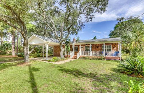 2 Mi to Mashes Sands Beach Quiet Home with Dock! - Foto 1