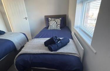 Oakleigh Way, Carlisle - 2 Bedroom, sleeps 4, Fully furnished - Photo 11