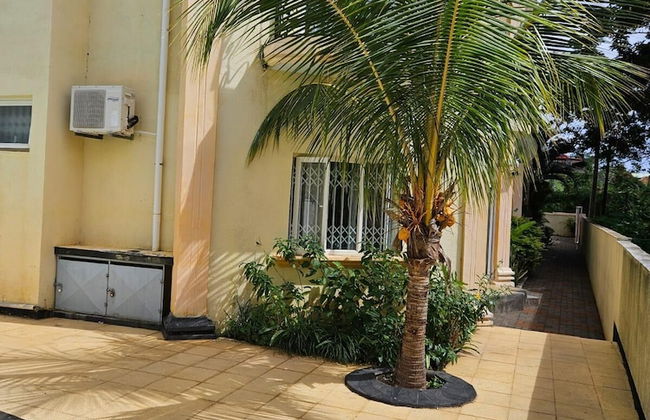 Captivating 3-bed Apartment in Flic en Flac - Photo 21