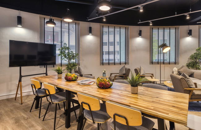 Habyt Kada at Maxwell - Photo 1