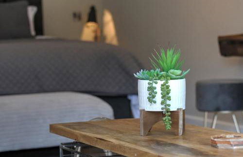 Luxury Suite - Samson in Beverley with patio and private parking - Photo 16