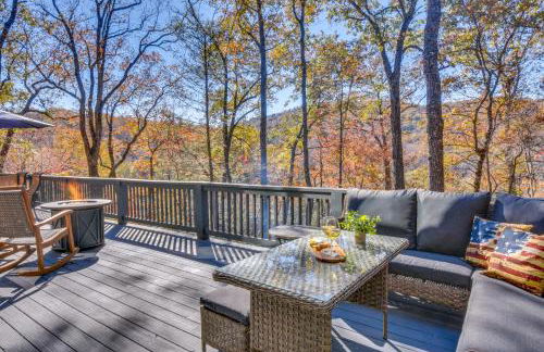 Burton on the Rocks Lake Retreat with Hot Tub! - Foto 32