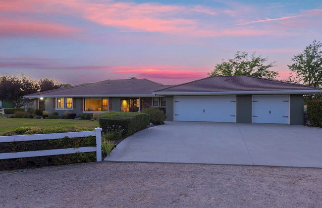 Olive Ranch by Avantstay Enjoy Sunsets Over the Valley 4.5 Acre Ranch Home - Foto 49