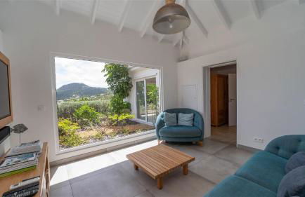 A Caribbean Gem With Stunning Hill and Ocean View - Foto 6