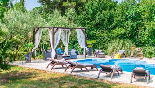 Villa Dina sa bazenom - Foto 4, sunbed