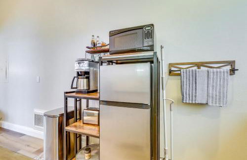 Clear Lake Getaway with Dock Access and Shared Yard! - Foto 8