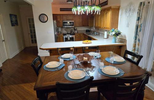 Peaceful Stay Near Biloxi Coast | 3 beds, 1 bath - Foto 8