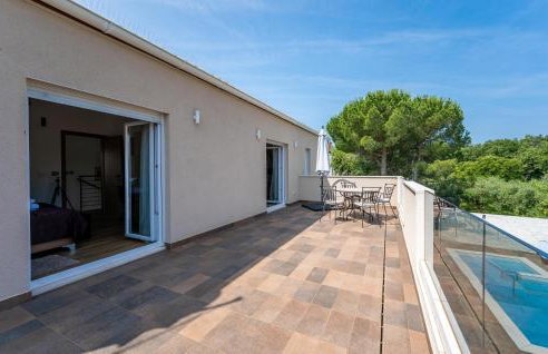 Awesome Home In Brtonigla With Sauna - Photo 23