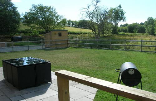 Woodland Lodge Hot Tub Sleeps 6 - Photo 35