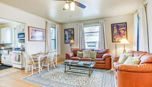 Lovely Elkhart Lake Apartment - Walk to Town! - Foto 1