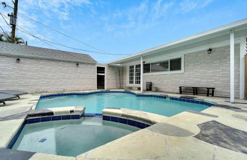 Poolside Paradise - Spacious - Peaceful Patio - Foto 6