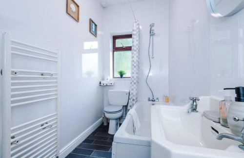 Whitegate House - Photo 18