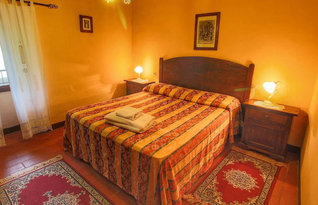 Farmhouse With Stables, Horses and the Ability to Make Horseback Riding - Foto 3