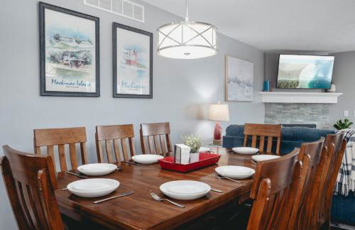 962 Townhouse 3BR Near Downtown Beaches and Wineries - Photo 9