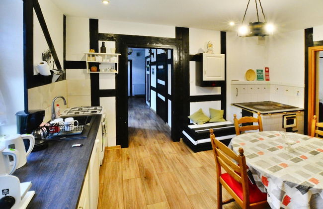 Comfortable Holiday Home in the Middle of a Forest - Photo 25