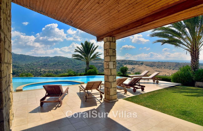 Amazing Luxury Villa, Enormous Heated Pool Jacuzzi, Gym, Games Room In Paphos, - Foto 46