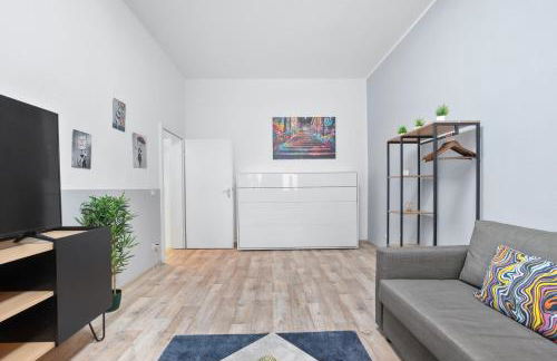 Tolles Design, hochwertig, Vollausstattung, 3 Zimmer, großes Bad & Gäste-WC, große Küche, 3 x Smart TV, 11 min zum Hbf Duisburg - Photo 18
