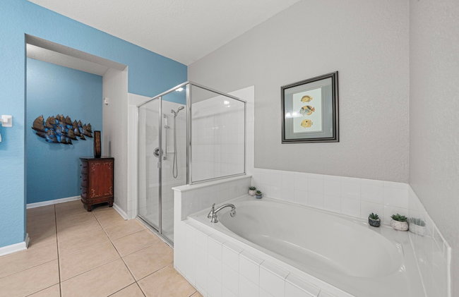 Lakefront Luxury - Photo 52
