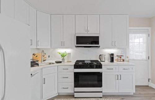 Charming Entire Home,18m to Manhattan, Home Theater - Foto 10