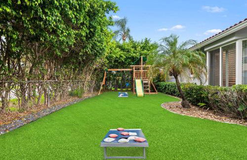 Luxe 4BR Waterfront w Htd Pool 5min to Beach - Foto 97