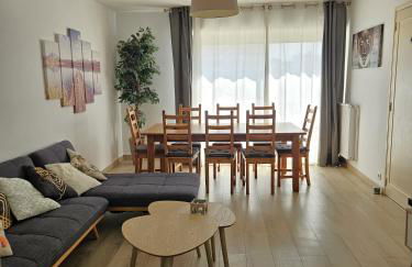 Spacieux appartement 90m2 4 chambres, proche mer, climatisation, tout confort - Foto 1