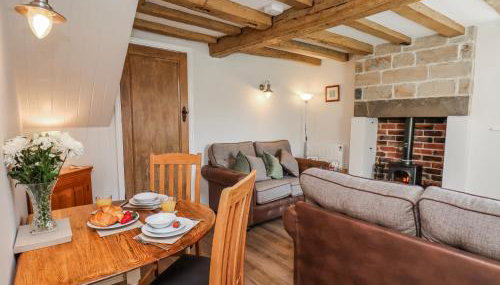 Holly Cottage - Photo 5