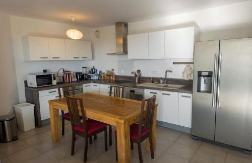 Bel Appartement avec Terrasse et Clim - Foto 6