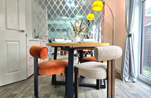 The Charm Luxury House - 8mins to NEC, Birmingham Airport - Foto 7