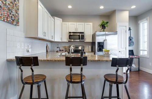 Music Row Nashville King Beds Keyless Entry - Foto 46