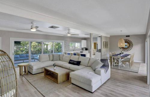 Brand New! Heated Pool, Golf Cart, Next to Beach - Foto 5