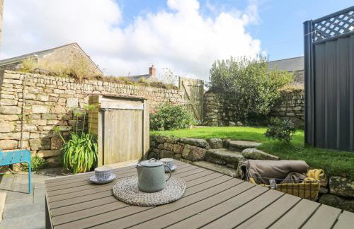 Swallows Nest - Photo 29