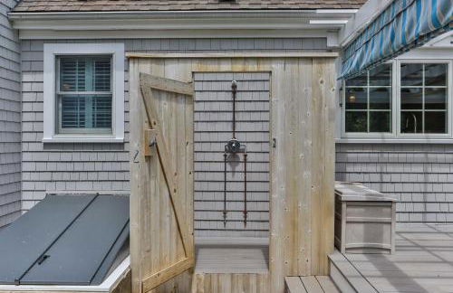 3 Bicycles Provided! Cape Cod Cottage with Deck - Foto 33