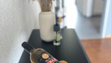 WIKINGERBUDE by Nordmann's Hus - mit großem Balkon, Garage & XXL- Sofa für bis zu 4 Personen - Foto 3