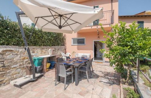 2 Bedroom Nice Home In Borgo D'oneglia - Foto 1