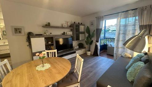 Hübsche Ferienwohnung mit 2 Schlafzimmern, Pool und WLAN, Strandnähe - Foto 2