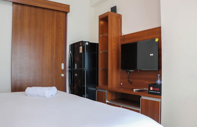 Restful 1Br Without Living Room Grand Kamala Lagoon Apartment - Photo 4