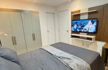 AP completo próx ao Shopping com piscina, garagem e ar - Foto 28