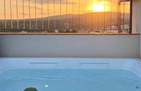 Palazzo Di Lorenzo - Panoramic Terrace and Pool - Photo 12