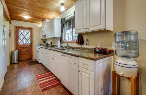 Near Slopes, Donner Lake and Trails! Woodsy Retreat - Foto 9