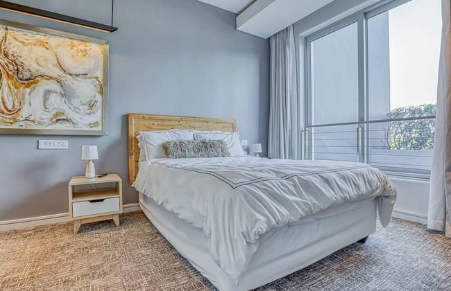 Luxury 1 Bed Apartment at The Capital on the Park - Photo 4