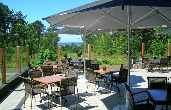 Timeless Charm and Cozy Stay - Photo 22