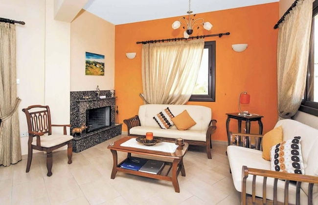 Villa Melody Latchi - Photo 2