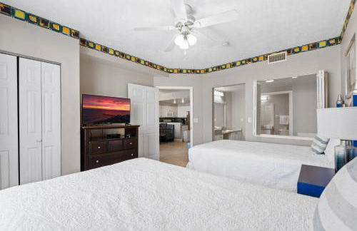 Seventh Floor Serenity, Updated 3BR with OceanFront Private Balcony at The Wyndham Ocean Walk Resort - Foto 29